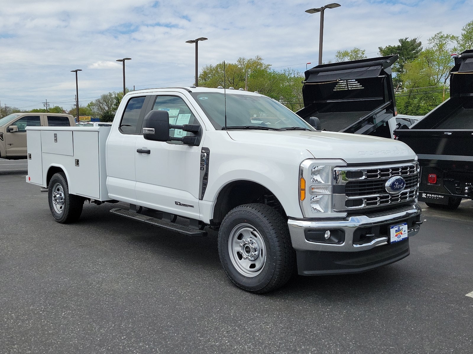 2024 Ford F-350 9&#39; Reading Utility