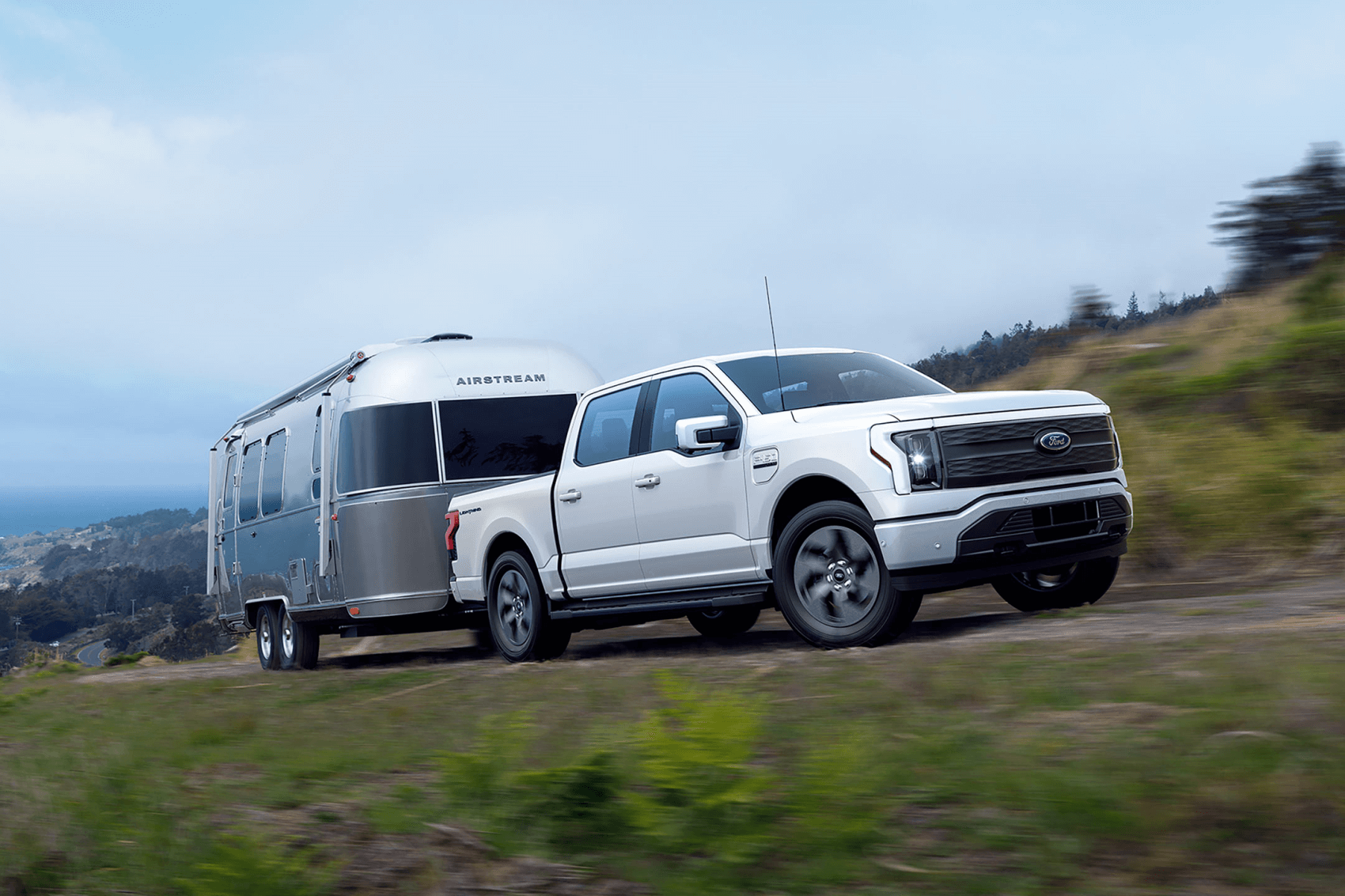 2022 Ford F-150 Lightning White Towing