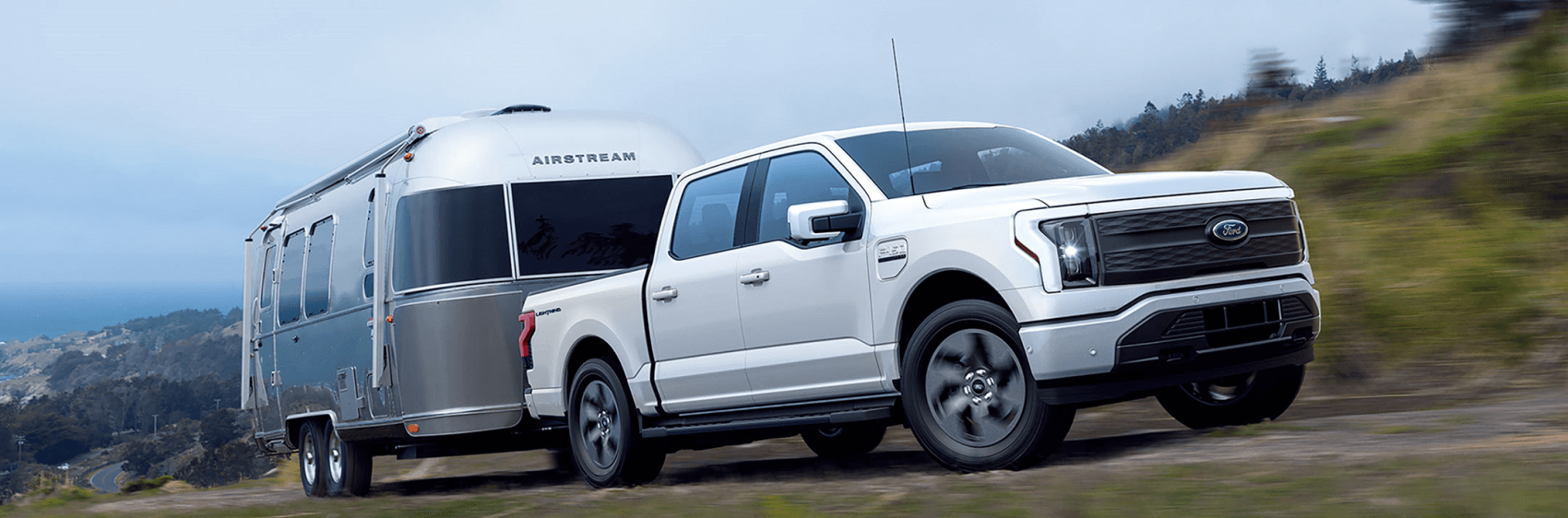 2022 Ford F-150 Lightning Towing